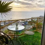 Pacific Sunset House Beach